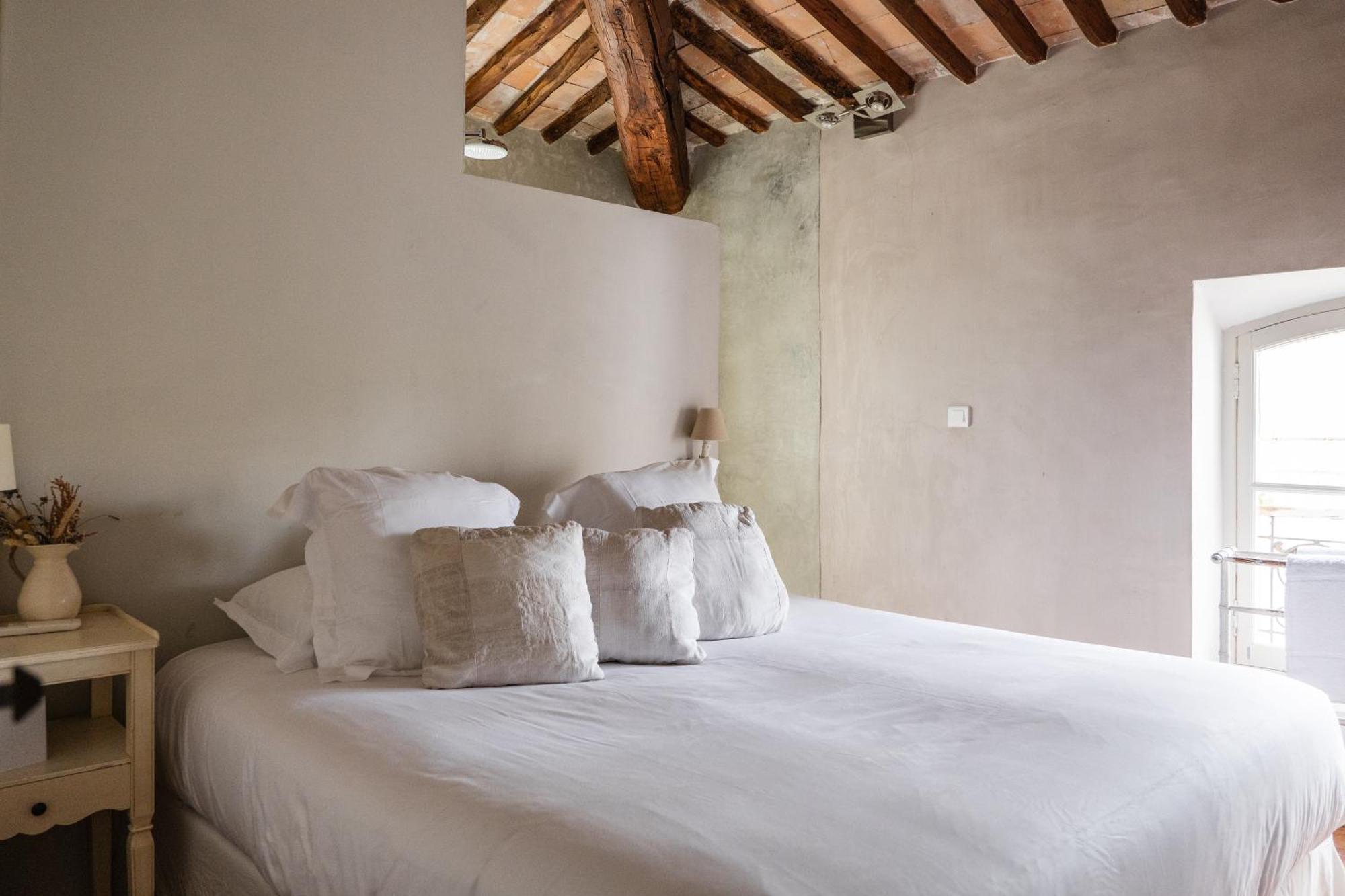 Le Galinier Lourmarin, A Beaumier Guesthouse Стая снимка