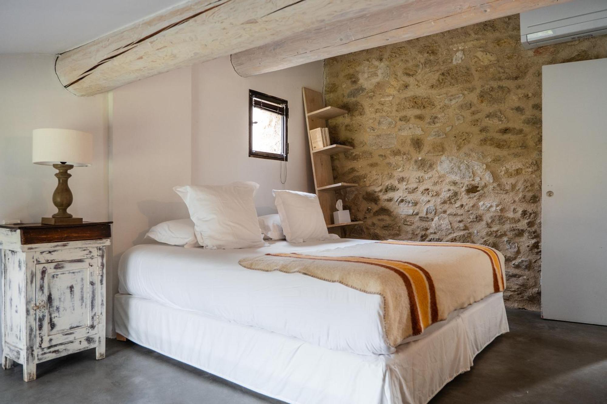 Le Galinier Lourmarin, A Beaumier Guesthouse Стая снимка