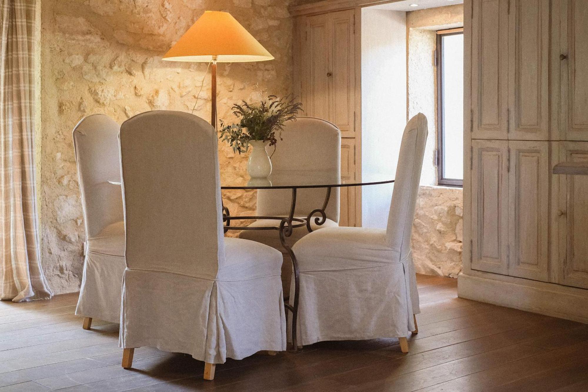 Le Galinier Lourmarin, A Beaumier Guesthouse Стая снимка