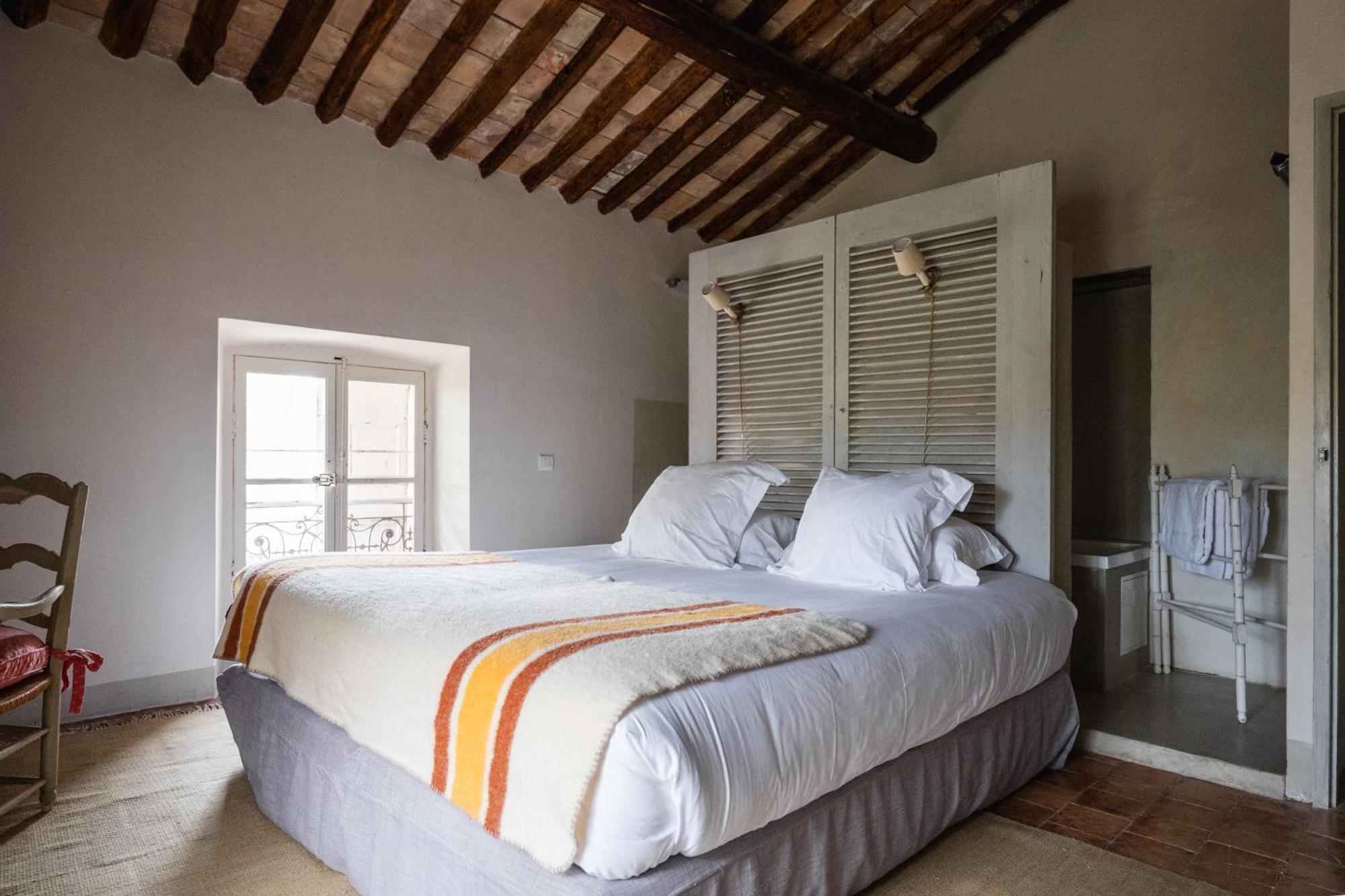 Le Galinier Lourmarin, A Beaumier Guesthouse Стая снимка