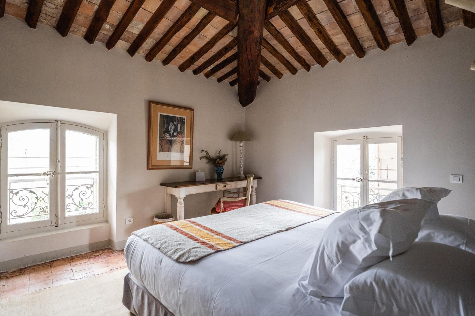 Le Galinier Lourmarin, A Beaumier Guesthouse Стая снимка